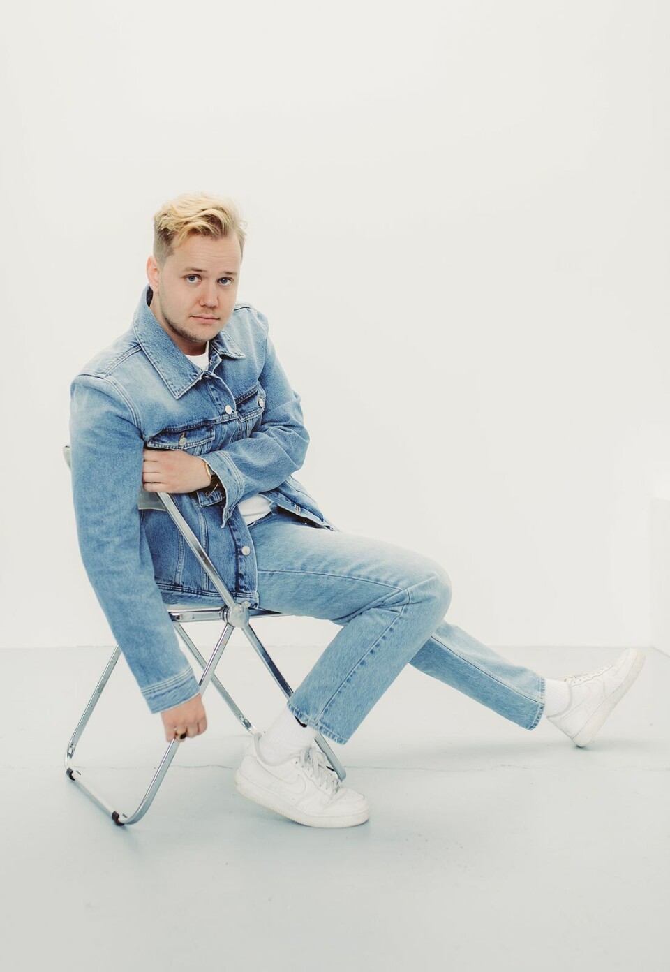 Luuk van Dijk stapt uit zijn comfortzone met album First Contact