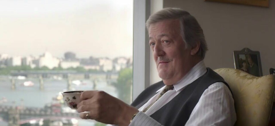 Stephen Fry: “Ik was bang om net zo’n leven te moeten leiden als Oscar Wilde”