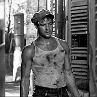 10 Hollywoodsterren die mannen deden beseffen: “Ik ben gay”