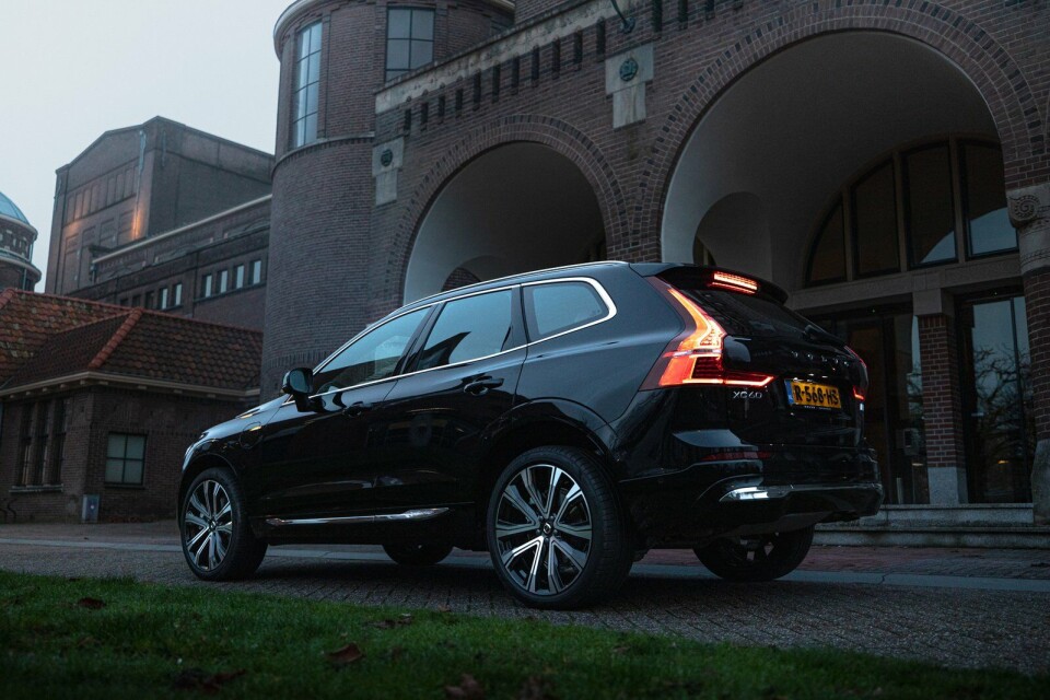 Volvo XC60 Recharge voor Schouwburg de Vereeniging in Nijmegen.