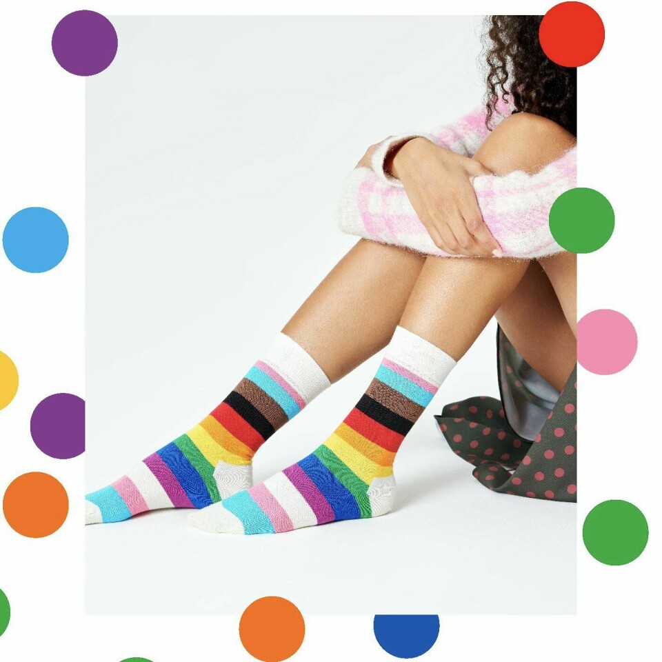 Happy Socks met Pride Stripe-design.