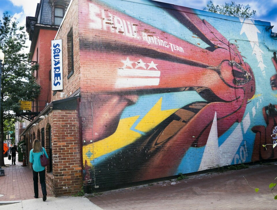 Muurschildering in Shaw Blagden: een trendy wijkje dat vooral uit (voor Amerikaanse begrippen) kleine steegjes bestaat.