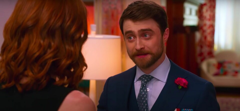Video: Daniel Radcliffe leest hitsige tweets voor over zichzelf