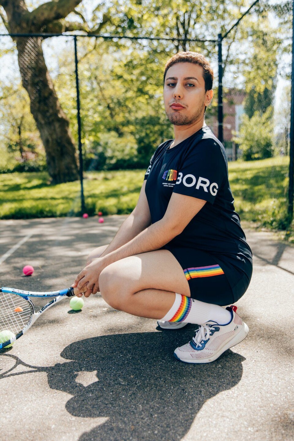 Alex Ayoubi, Pride and Sports ambassadeur, queer Syrische vluchteling en kunstenaar in de Pride training-collectie van Björn Borg Björn Borg
