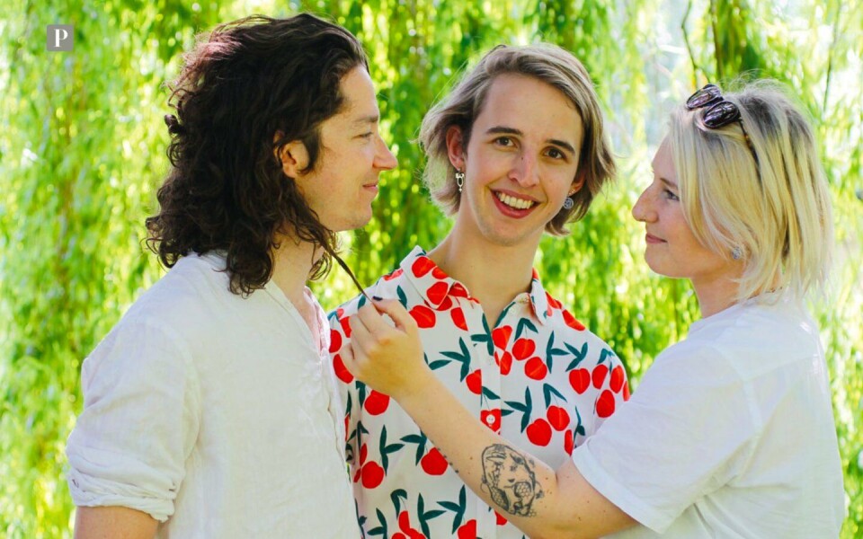 Happy Throuple Happy Throuple