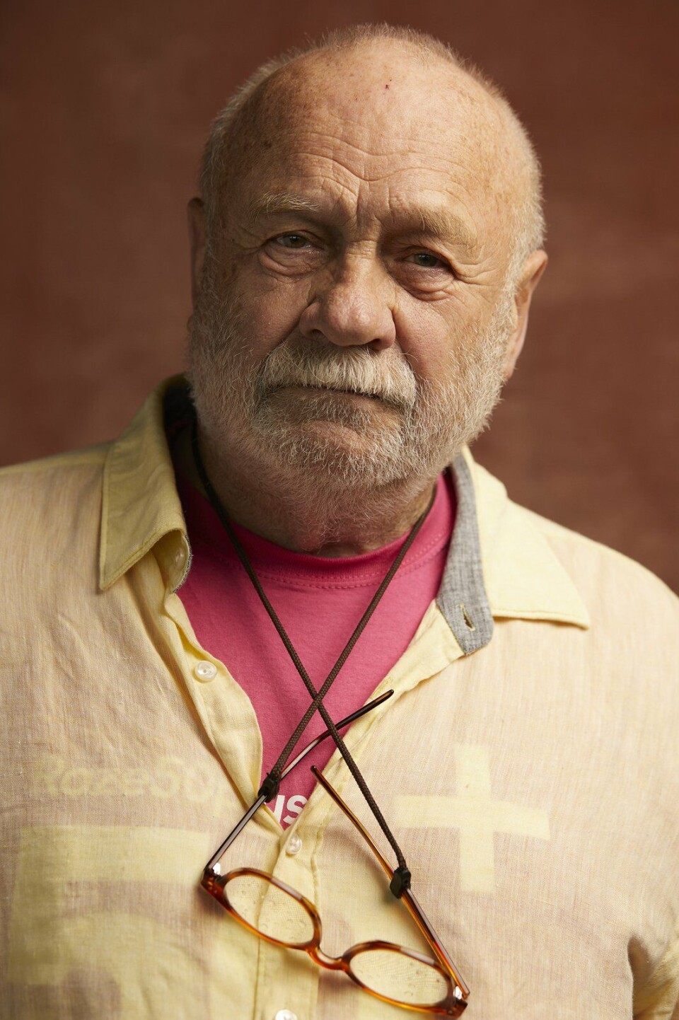 © Chris en Marjan (www.chrisenmarjan.com) Roze oudere Clem over Pride
