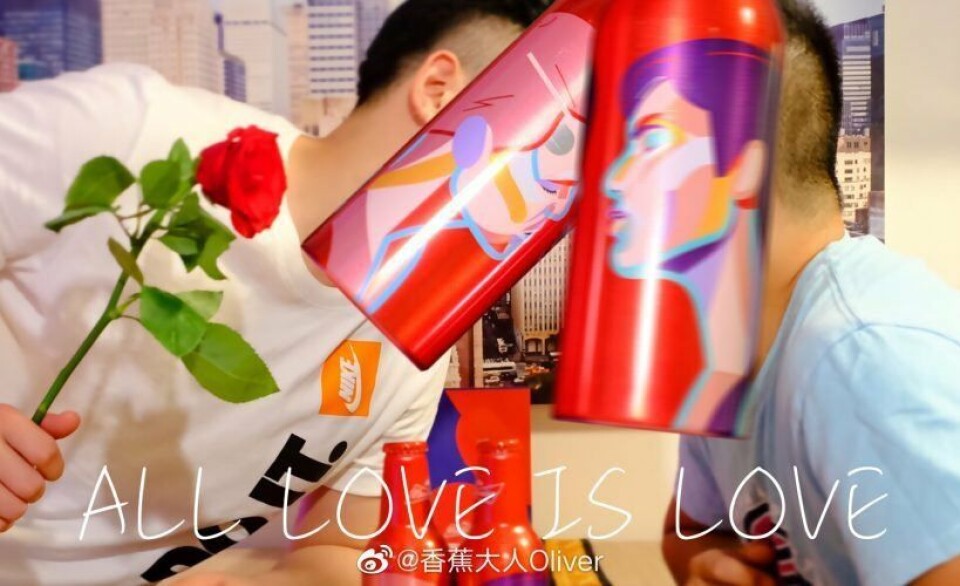 Chinese gays gaan viraal met Budweisers ‘Love is Love’-foto’s