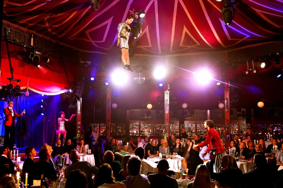 Show bij PALAZZO Show bij PALAZZO