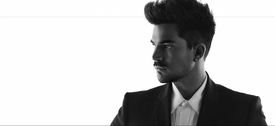 Adam Lambert stelt homojongeren gerust: “Blijf dicht bij jezelf”