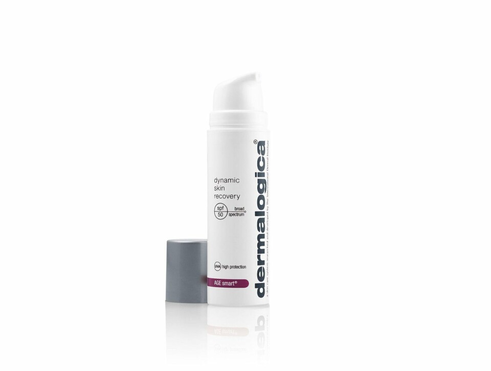 Alleskunner: een hydraterende moisturizer én een zonbeschermer dankzij SPF 50. Dermalogica - Dynamic Skin Recovery SPF 50, (89,90 euro, 50 ml.)