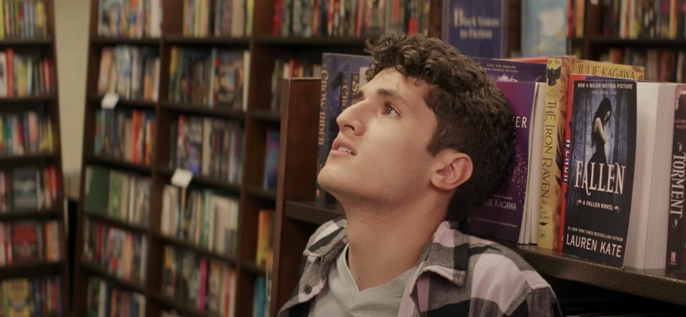 Bekijk de korte film Read Between the Lines