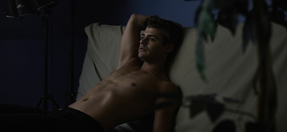 King Cobra-acteur Garrett Clayton komt uit de kast