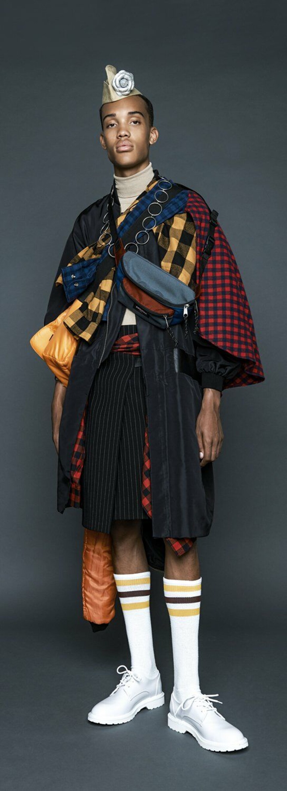 Het nieuwe werk van Carin Verbruggen en Ferry Drenthem Soesman: Fotoserie ‘A glint in the eye’. Styling: Isis Vaandrager. Modellen: Manu João Drenthem Soesman, Masao@richesmgmt en Sanne@michamodels. Hair & make-up: Vanessa Chan@houseoforange.