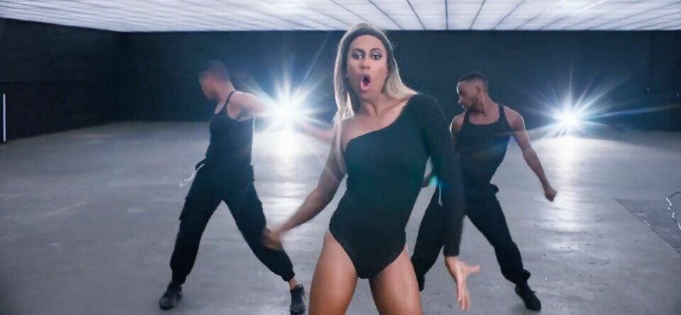 Kalen Allen brengt - in drag - eerbetoon aan Beyoncé