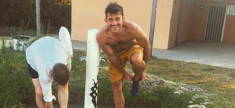 Hot op Instagram: acteur Jonathan Baily uit Bridgerton