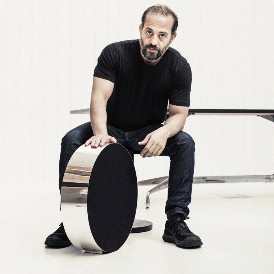 Beosound Edge-speaker van Bang & Olufsen De Beosound Edge-speaker van Bang & Olufsen