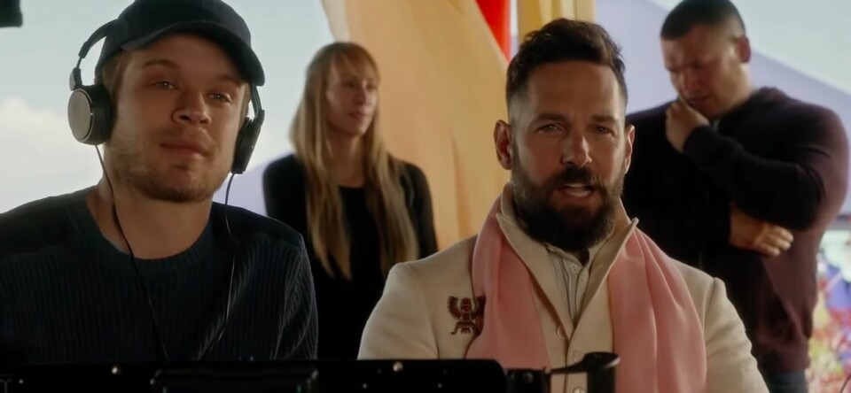 Zie Paul Rudd eens shinen in Ideal Home