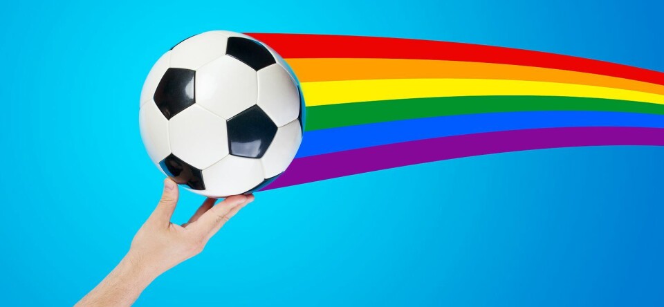 Opnieuw homofobe spreekkoren: voetbalclubs meten met twee maten