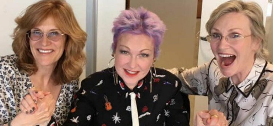 Cyndi Lauper en Jane Lynch krijgen eigen sitcom op Netflix