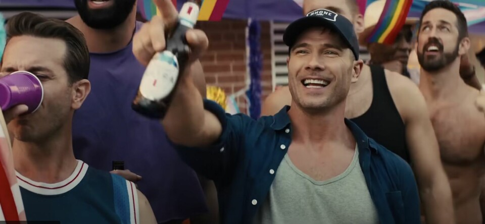 Bekijk de nieuwe, extra lange trailer van gay rom-com Bros