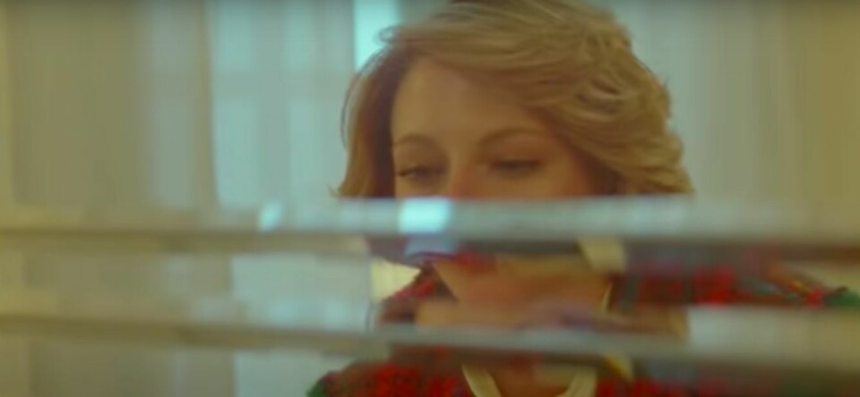Trailer: zo ziet Kristen Stewart eruit als prinses Diana