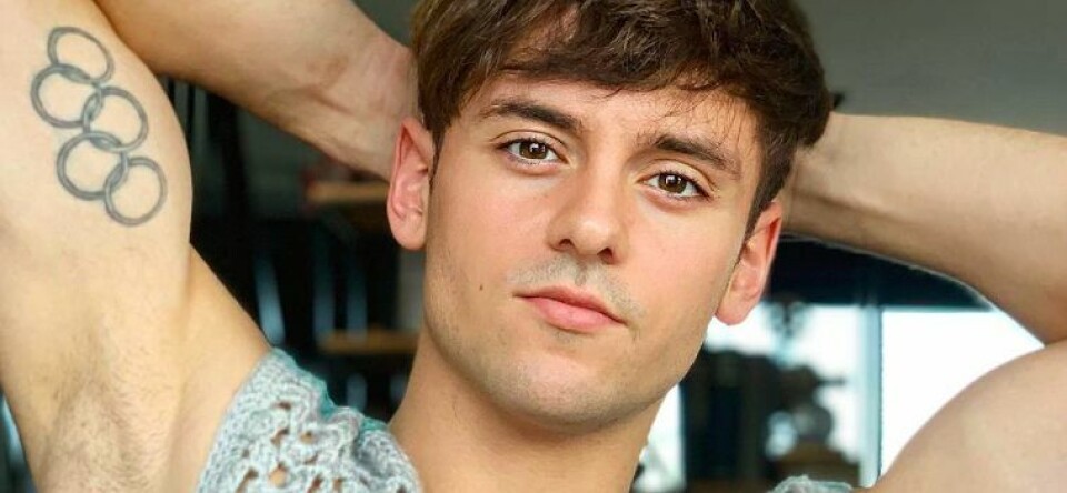 Tom Daley legt uit waar zijn ‘obsessie’ voor breien vandaan komt
