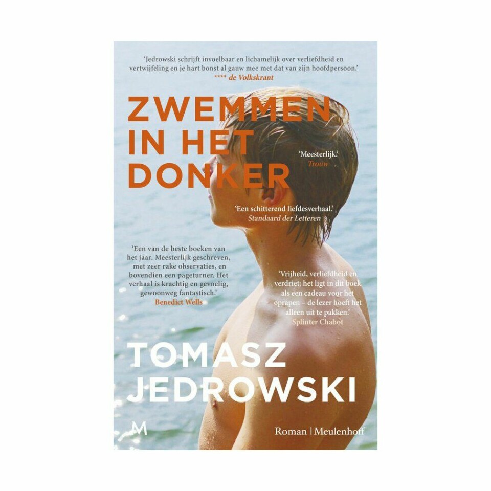 Boekcover van Tomasz Jedrowski - Zwemmen in het donker