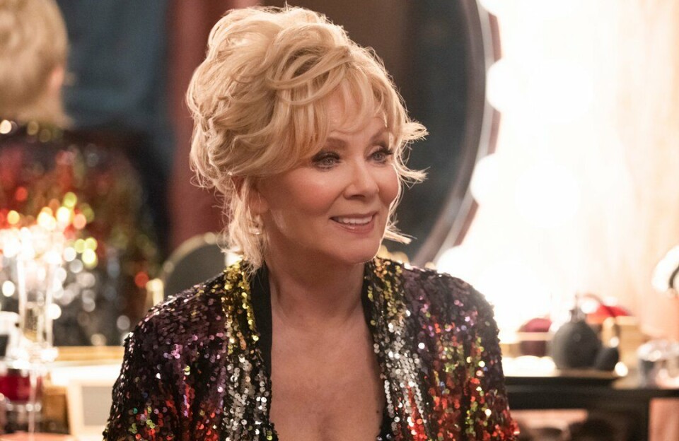 hacks Still uit Hacks.