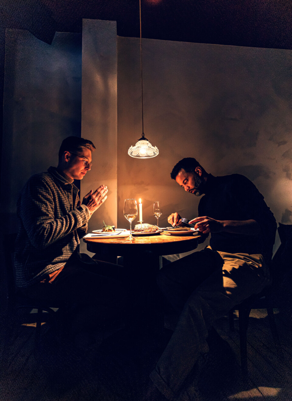 Joshua en Bjorn sluiten de dag af bij bar Beurre.