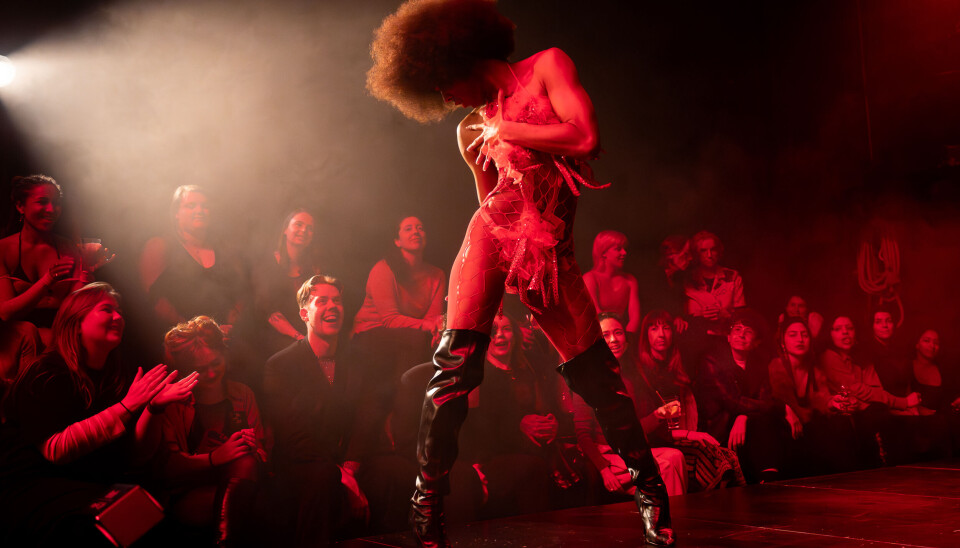 Amber Vineyard’s Queer Cabaret: Pearl Dive Amber Vineyard’s Queer Cabaret: Pearl Dive