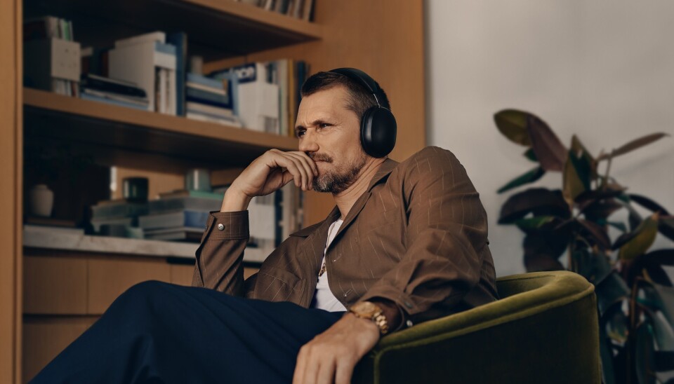 Sonos Ace Model met Sonos Ace