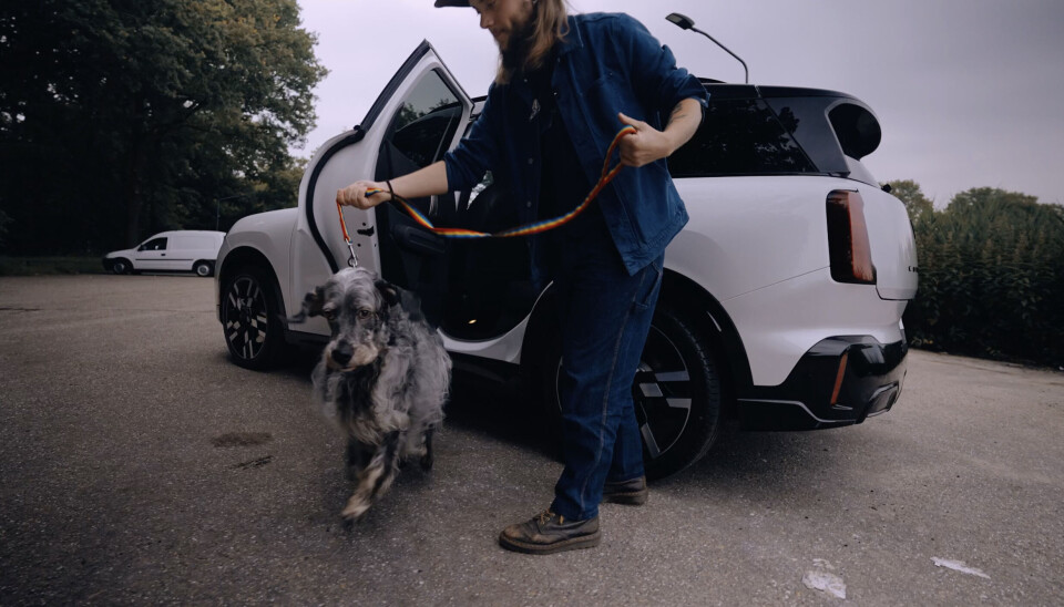 Sem: “Mijn hond was een van de weinigen aan wie ik mijn transitie niet heb hoeven uitleggen”