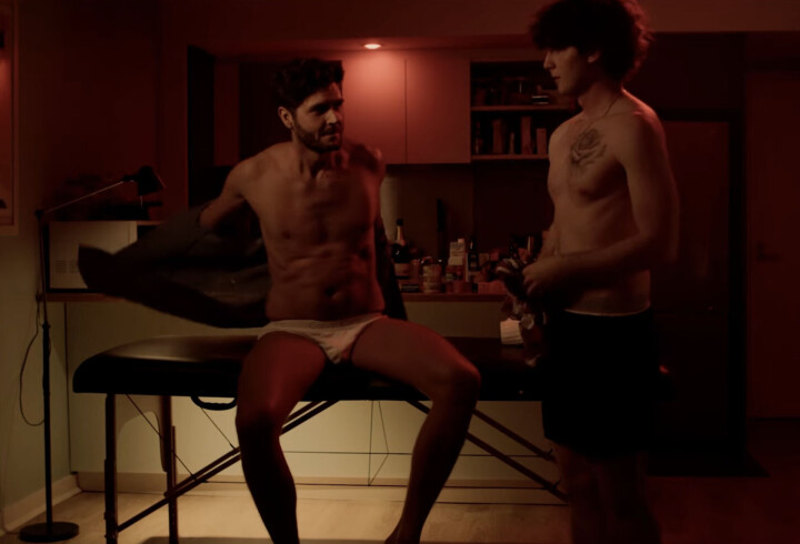 Bekijk de trailer van Single, Out, een webserie over een jonge fotograaf die de liefde vindt Single, Out