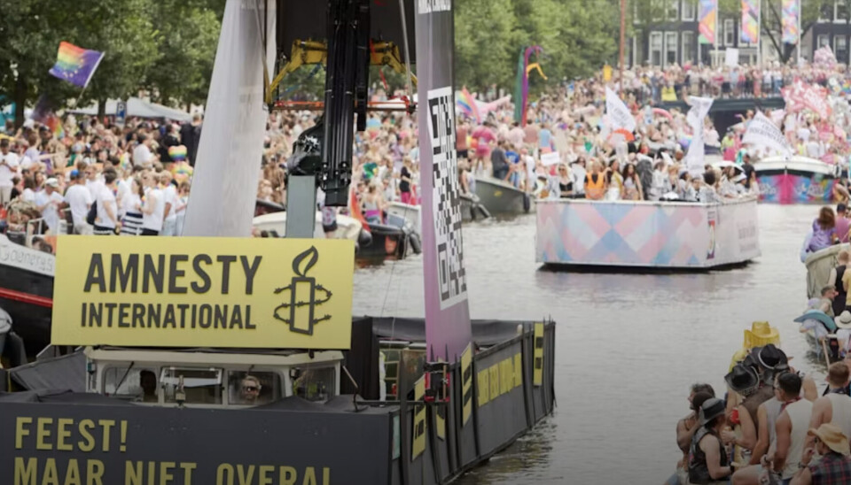 Canal Parade 2024: lege Pride-boot van Amnesty International wint prijs voor beste statement Amnesty International tijdens de Canal Parade 2024