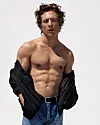 Jeremy Allen White voor Calvin Klein