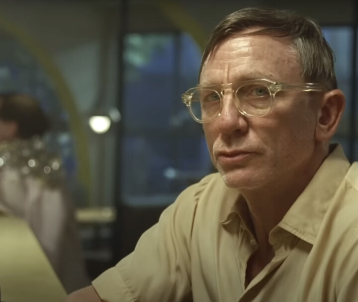 Daniel Craig even geen James Bond, maar Queer: bekijk hier een scène uit zijn nieuwste film Daniel Craig in Queer