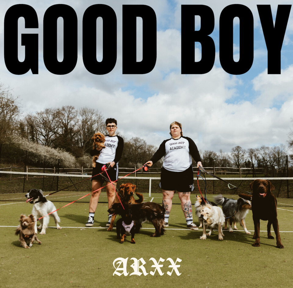 ARXX steekt trans jongeren een hart onder de riem met de single ‘Swim’ Good Boy - ARXX