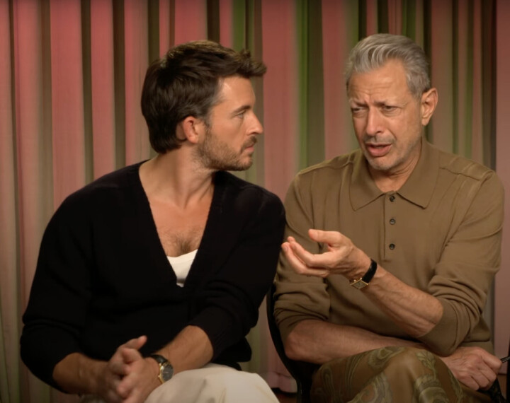 Wicked-acteurs Jonathan Bailey en Jeff Goldblum hebben een hoopvolle boodschap voor lhbtiq+-jongeren: “Het is jullie superkracht” Jonathan Bailey en Jeff Goldblum
