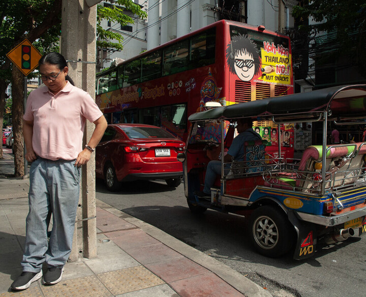 Parlementslid Tunyawaj Kamolwongwat; aanjager van de recente wetswijziging.