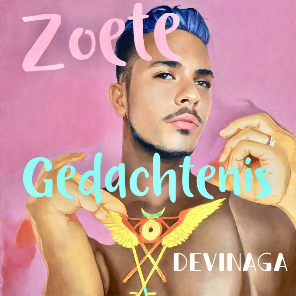 Songwriter DeviNagA: “Mijn muziek is een ode aan het verlangen, de melancholie en de schoonheid van de mannenliefde” DeviNagA - Zoete Gedachtenis