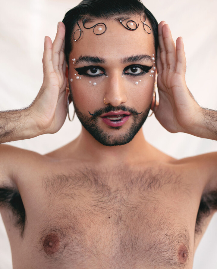 Roxy: “Queer joy is voor mij wakker worden zonder zorgen”