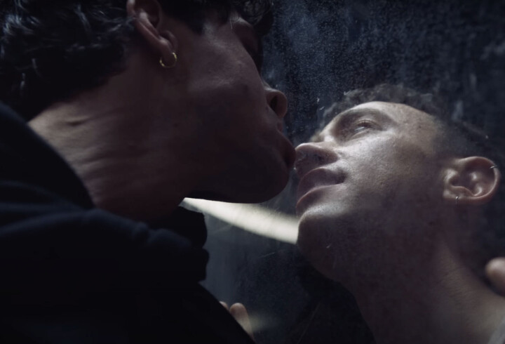 Nieuwe muziek: zoenen met Olly Alexander en zwieren met Bad Bunny Olly Alexander