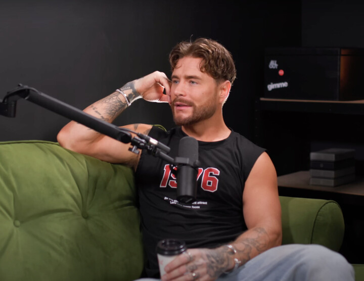 Podcasttip: Jon Dean interviewt queer popartiesten, adult performers en andere interessante mensen Out With Jon Dean - Josh Moore