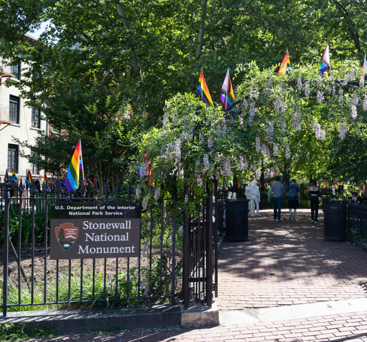 Regering-Trump verwijdert verwijzingen naar trans en queer op website Stonewall Monument