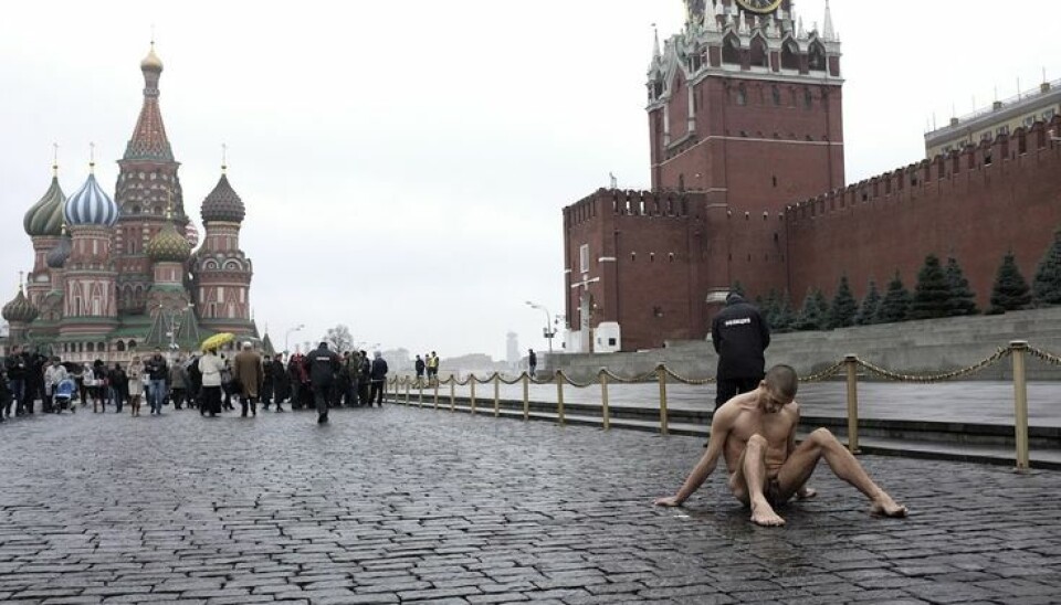 'Fixation'. 'Fixation' van Pyotr Pavlensky.
