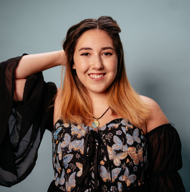 TikTokker Dilayra Verbrugh: “Sommige mensen zeggen dat ze door mij weer zijn gaan lezen”