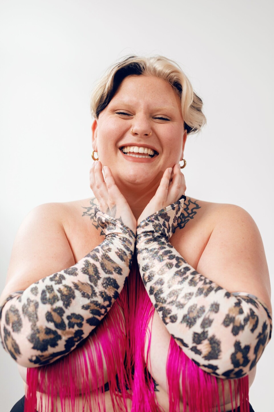 Lotte van Eijk Lotte in een roze outfit