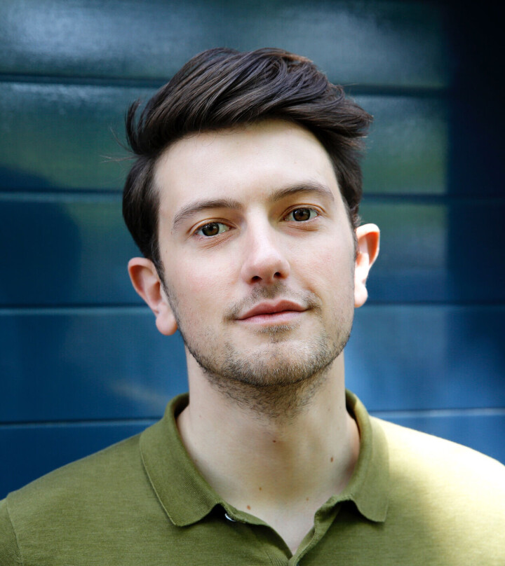 Acteur Dook van Dijck over zijn eerste keer in een gaybar