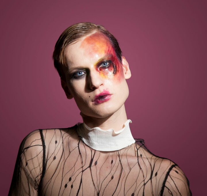 Reindier vertelt over zijn eerste keer in een gaybar