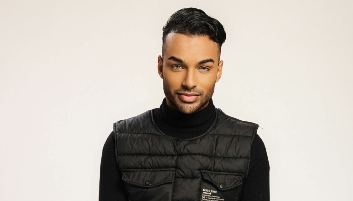 Faisel Rapper Rapper King Faisel over zijn eerste keer in een gaybar - Winq.nl